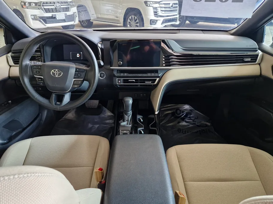 2025 Toyota Camry  LE 