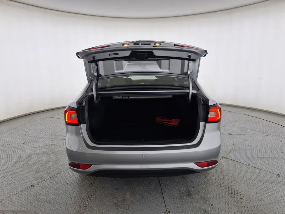 ام جي 5 LUX 2023 