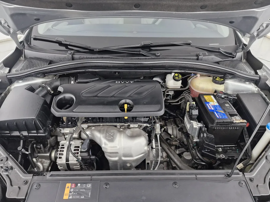 ام جي 5 LUX 2023 