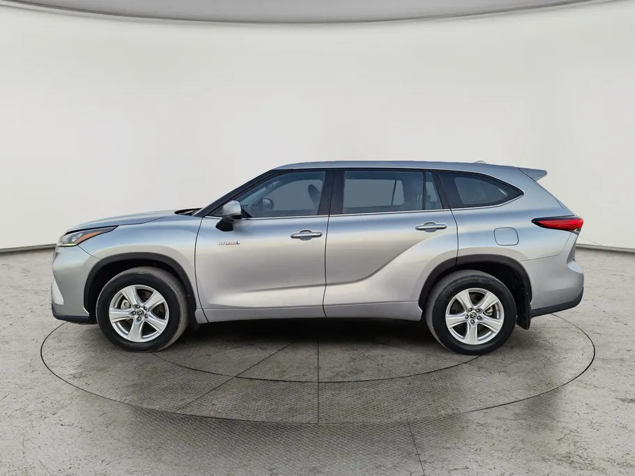 تويوتا هايلاندر LE 2021 