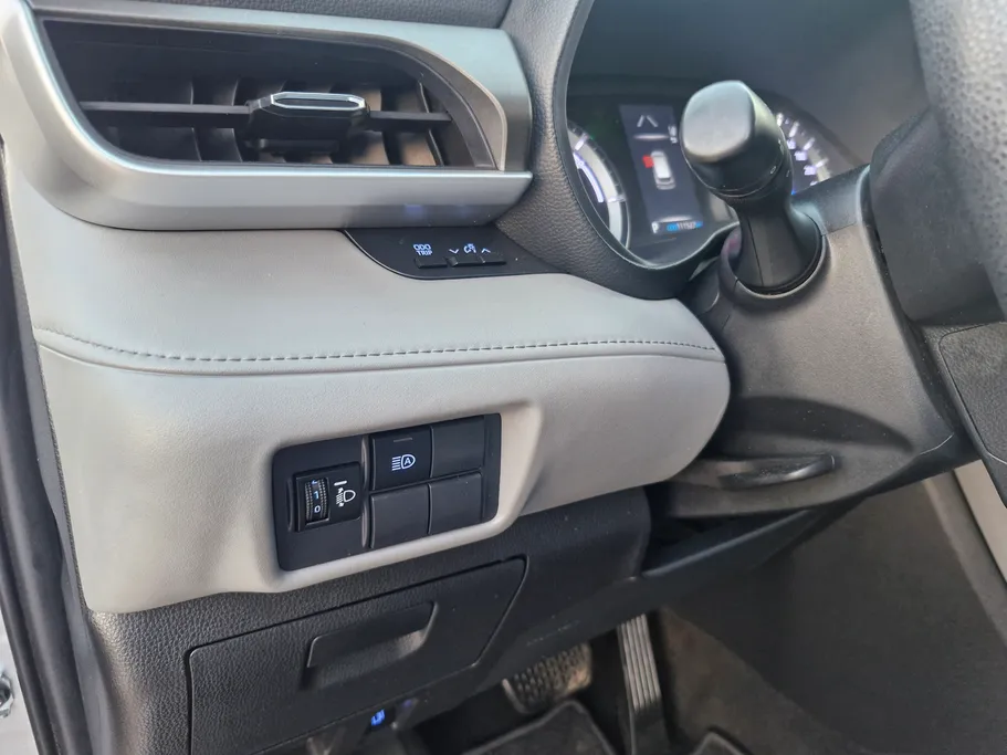 تويوتا هايلاندر LE 2021 