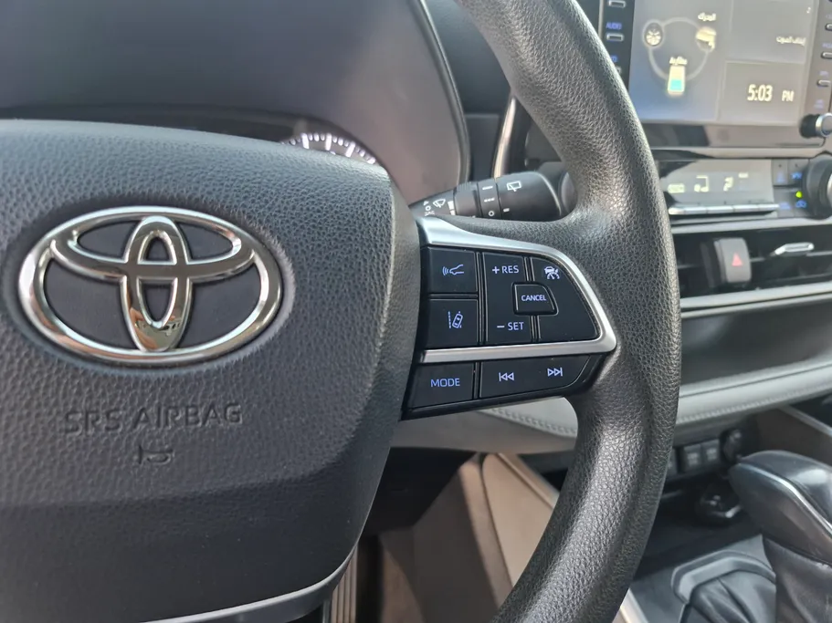 تويوتا هايلاندر LE 2021 