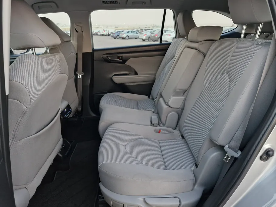 تويوتا هايلاندر LE 2021 