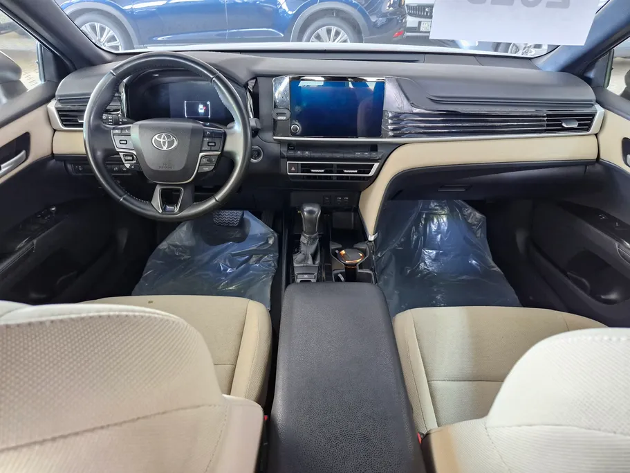 2025 Toyota Camry  LE 
