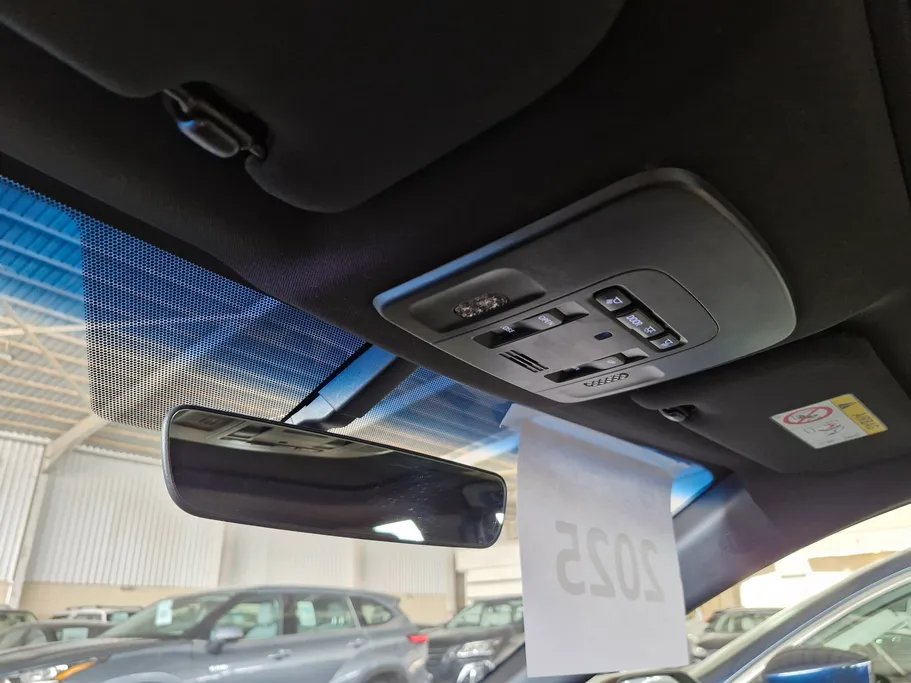 2025 Toyota Camry  LE 