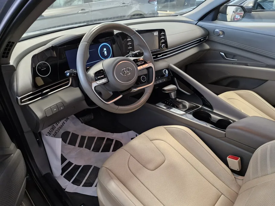 2023 Hyundai Elantra PREMIUM 