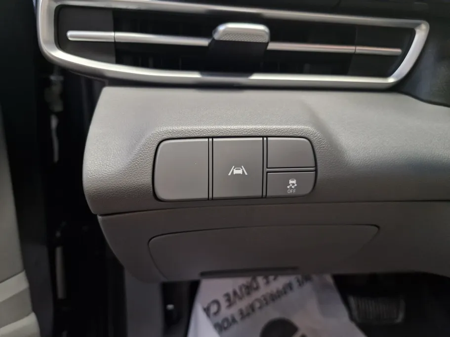 2023 Hyundai Elantra PREMIUM 