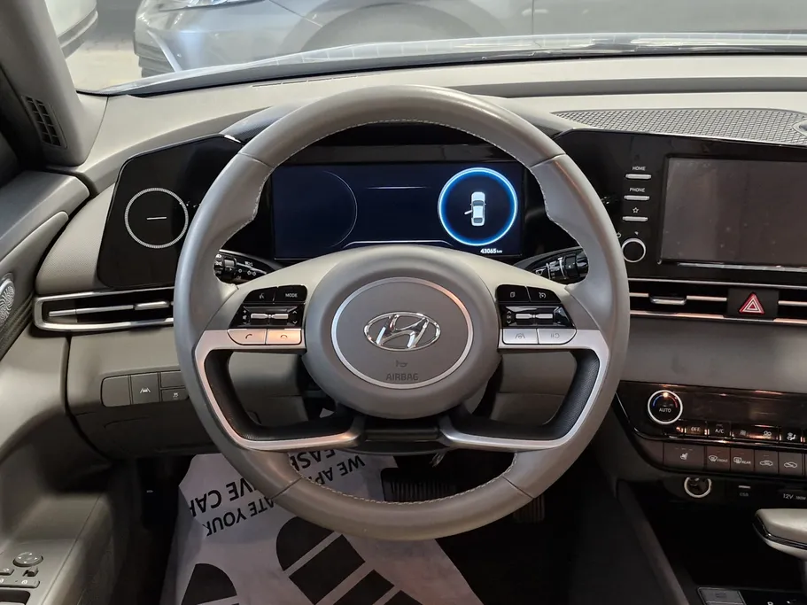 2023 Hyundai Elantra PREMIUM 