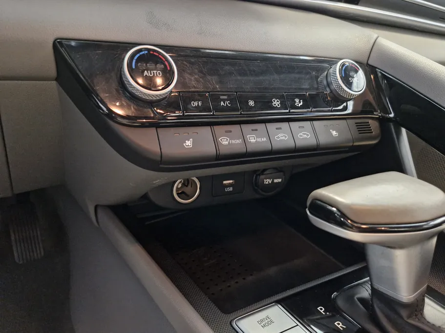 2023 Hyundai Elantra PREMIUM 