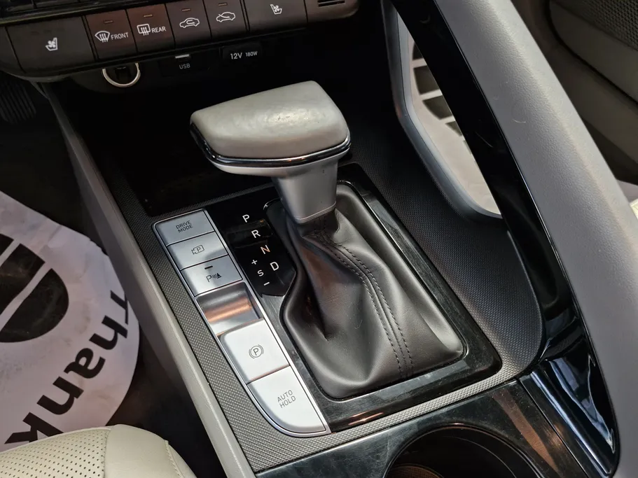 2023 Hyundai Elantra PREMIUM 