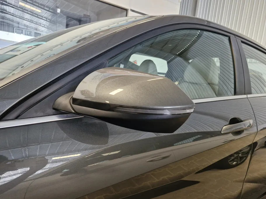 2023 Hyundai Elantra PREMIUM 