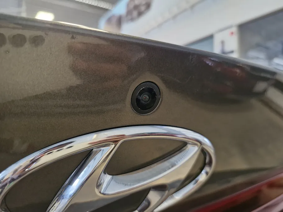 2023 Hyundai Elantra PREMIUM 