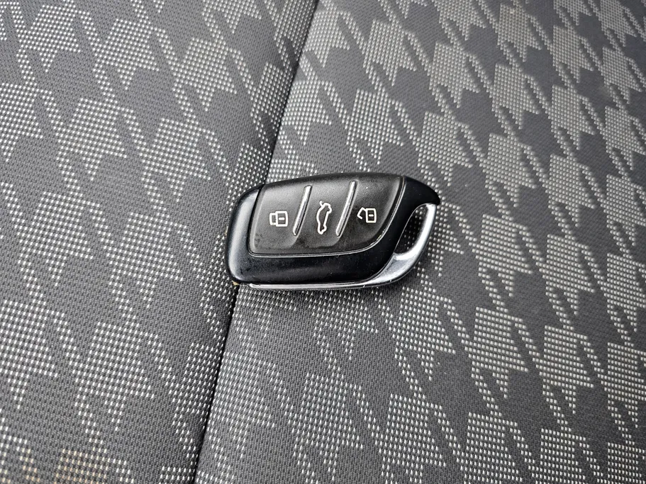 ام جي ZS STD 2023 