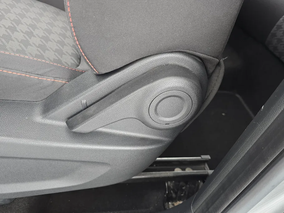 ام جي ZS STD 2023 