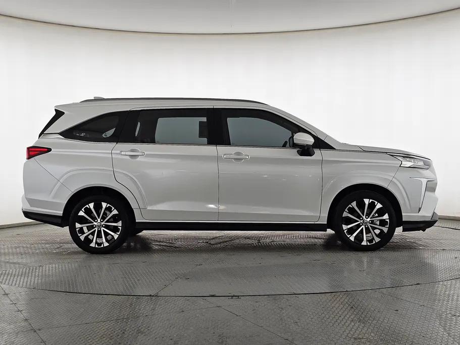 2023 Toyota Veloz GLX 