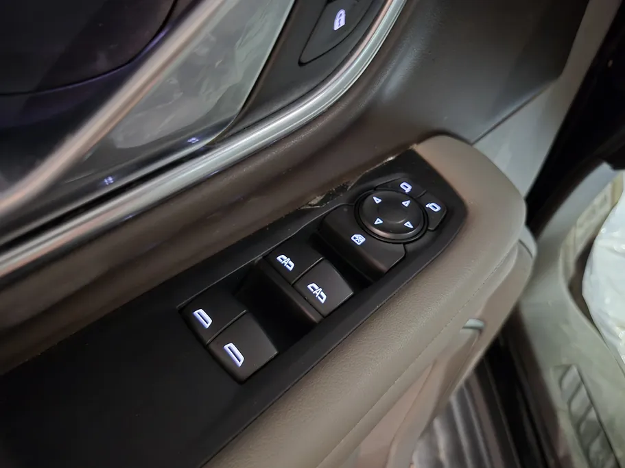 جي إم سي  يوكن SLE 2024 