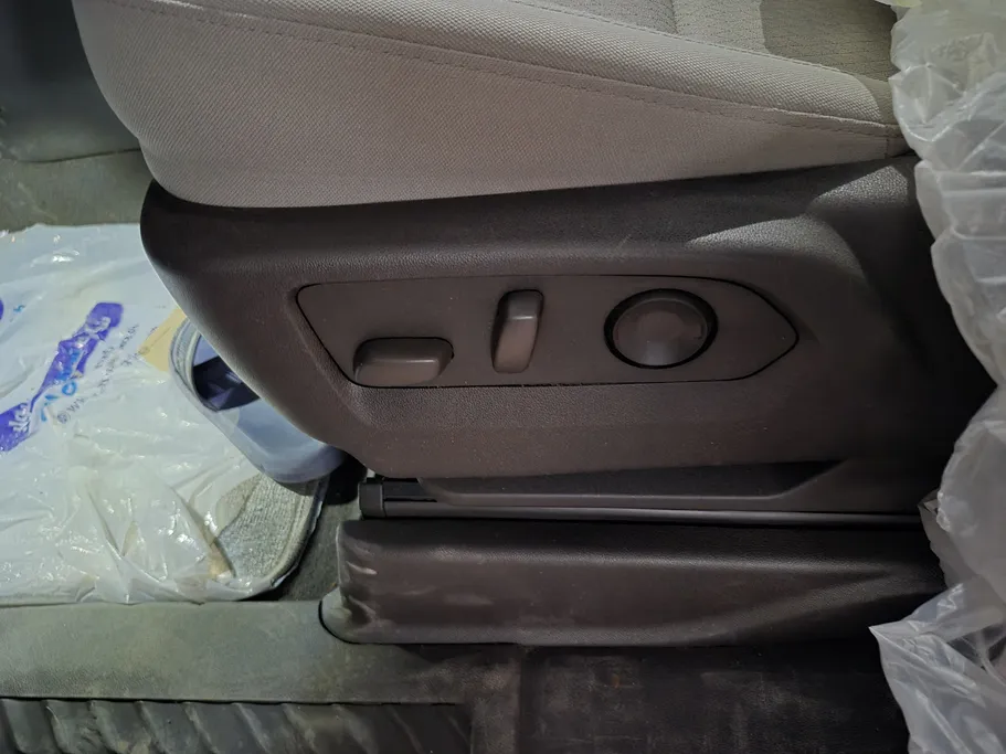 جي إم سي  يوكن SLE 2024 