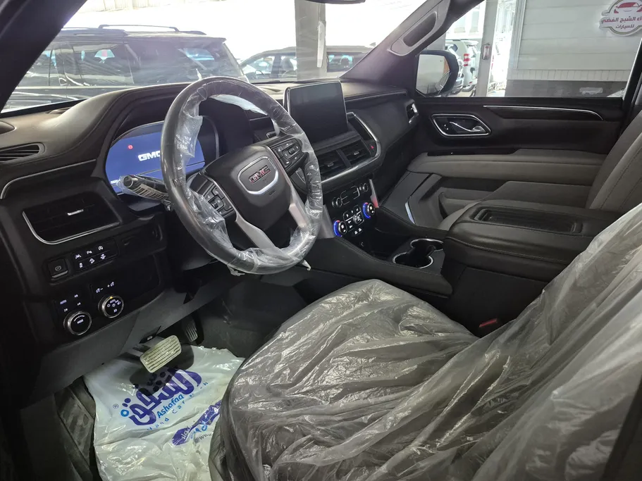 جي إم سي  يوكن SLE 2024 