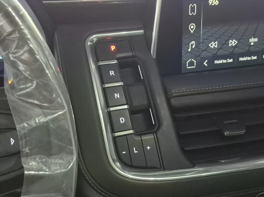 جي إم سي  يوكن SLE 2024 