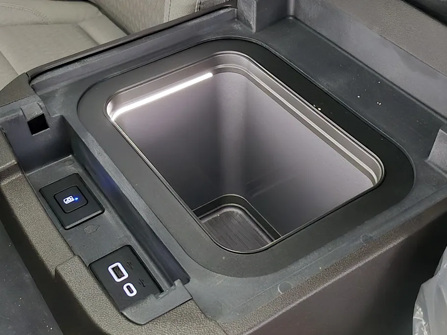 جي إم سي  يوكن SLE 2024 