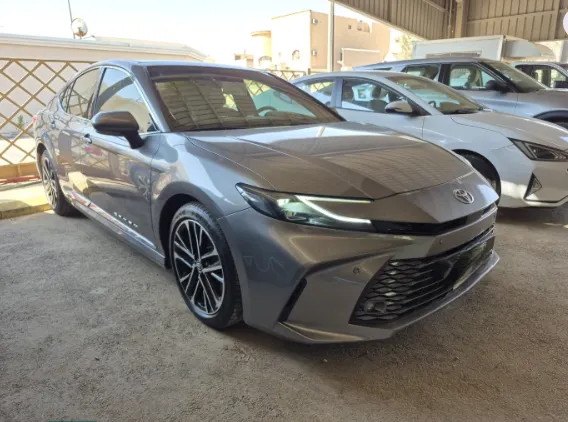 2025 Toyota Camry  Grande 