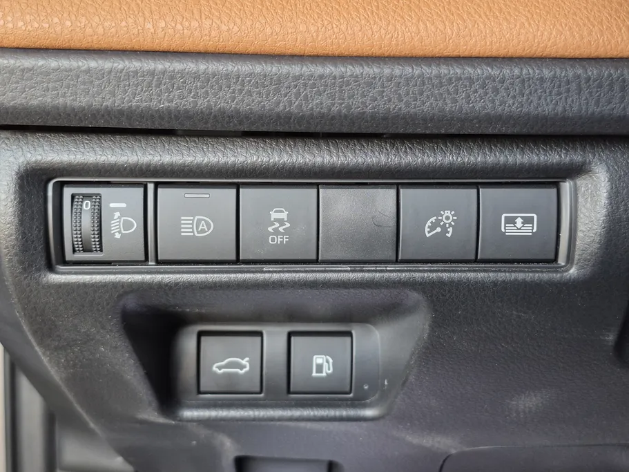 2025 Toyota Camry  Grande 