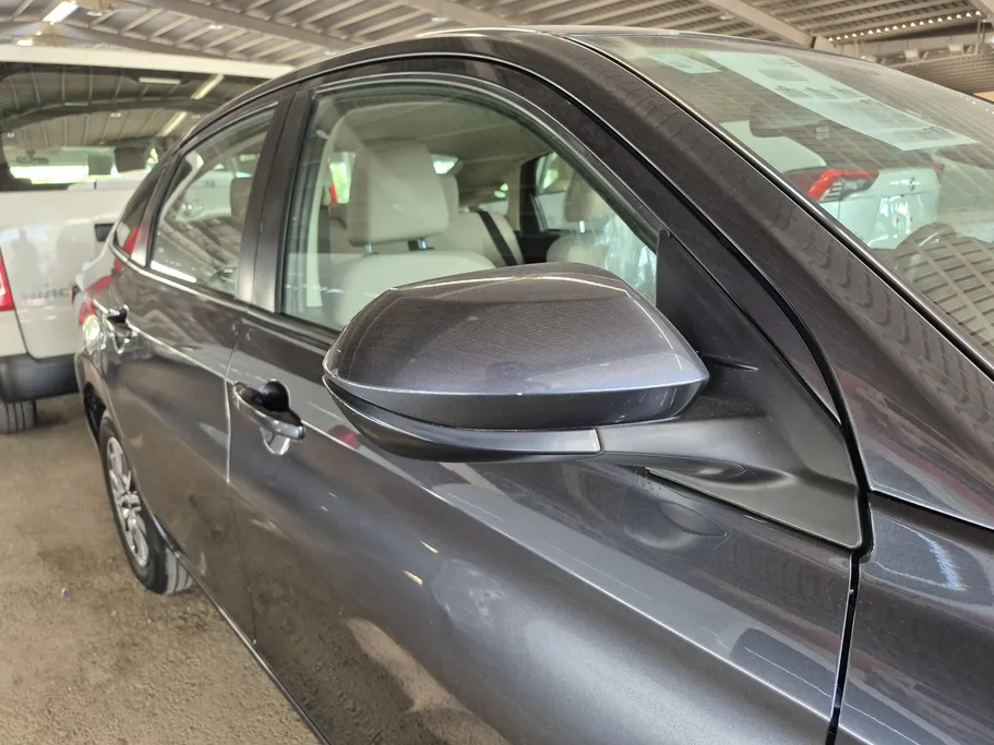 تويوتا يارس Y 2023 