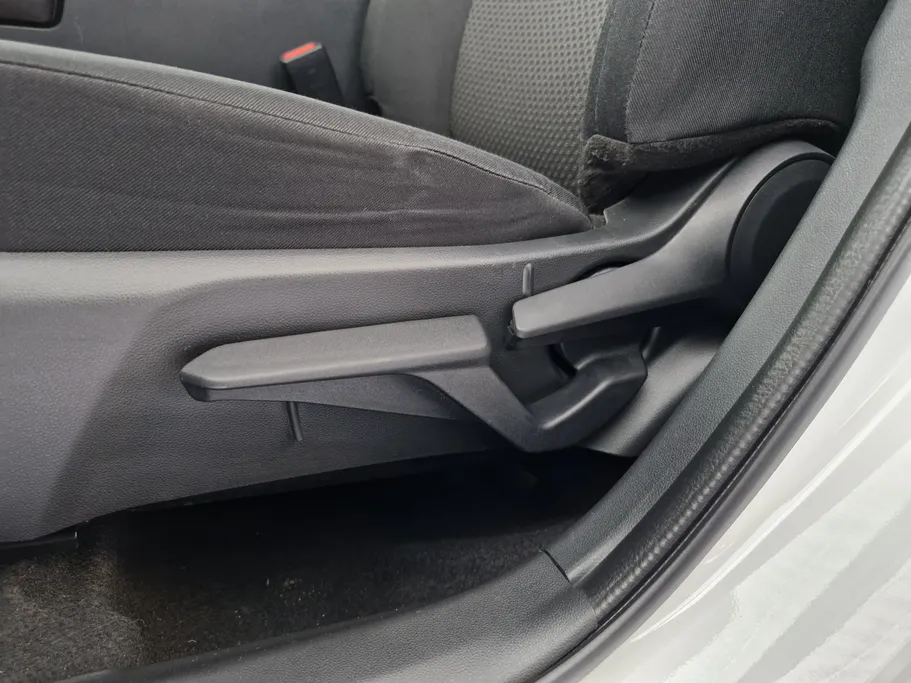 تويوتا يارس Y Plus 2024 