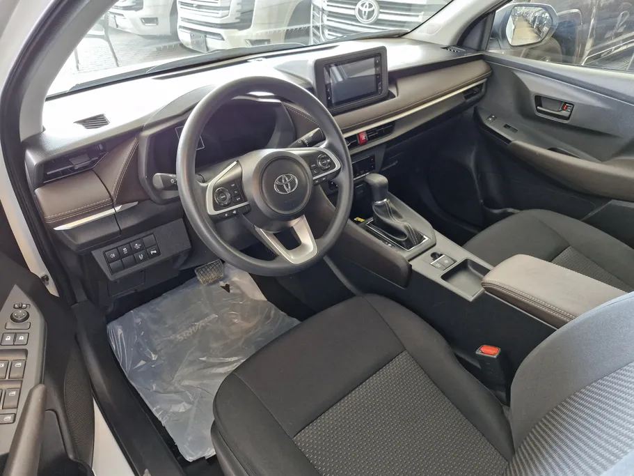 تويوتا يارس Y Plus 2024 