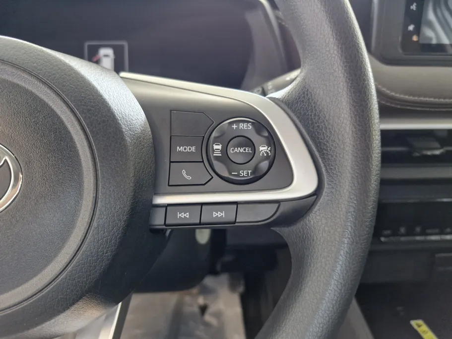 تويوتا يارس Y Plus 2024 