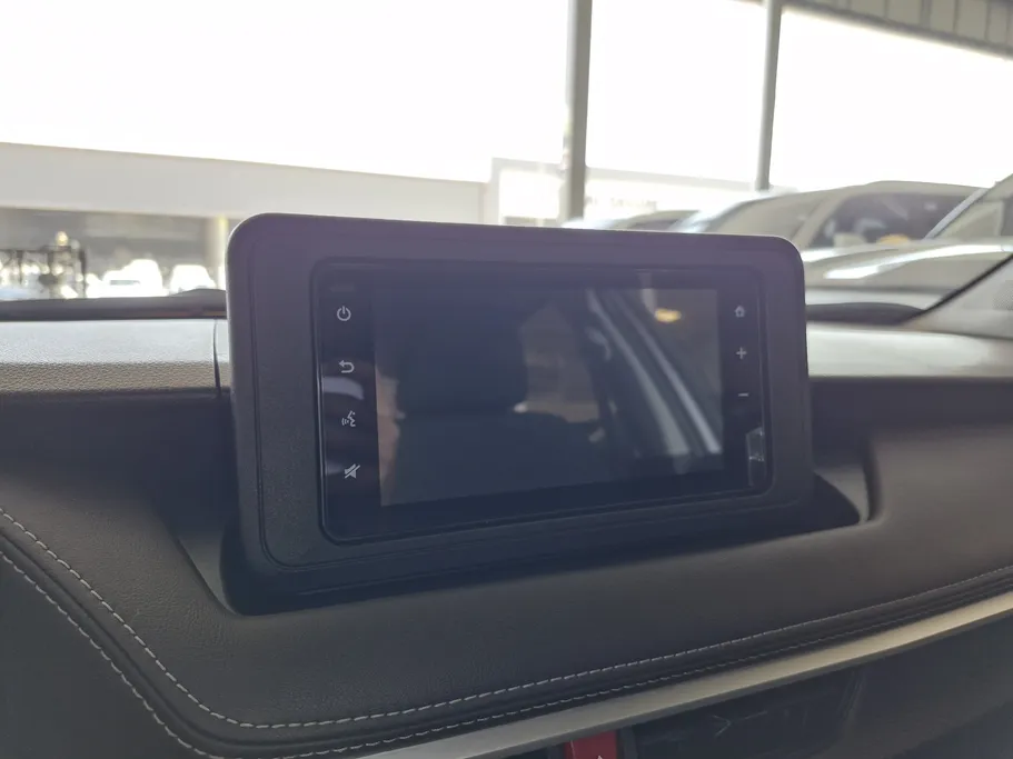 تويوتا يارس Y Plus 2024 