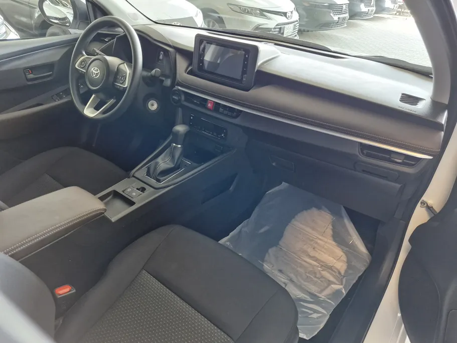 تويوتا يارس Y Plus 2024 