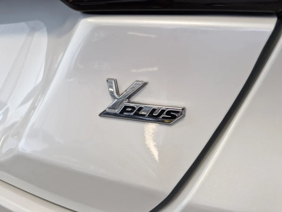 تويوتا يارس Y Plus 2024 