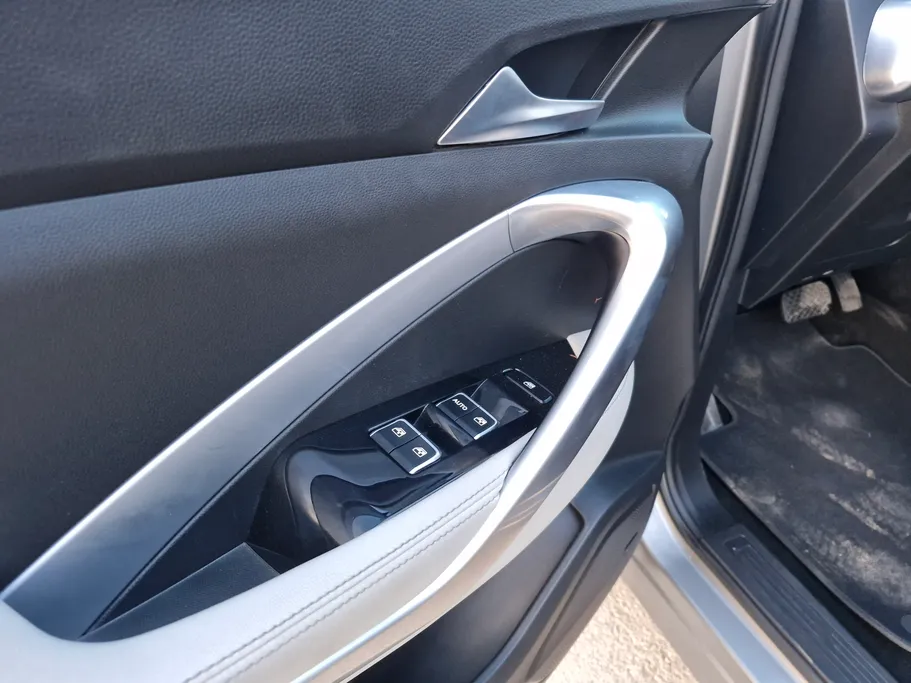 2023 Chevrolet Captiva LT 