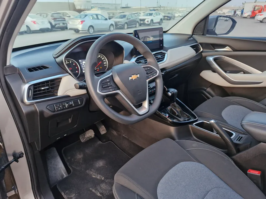 2023 Chevrolet Captiva LT 