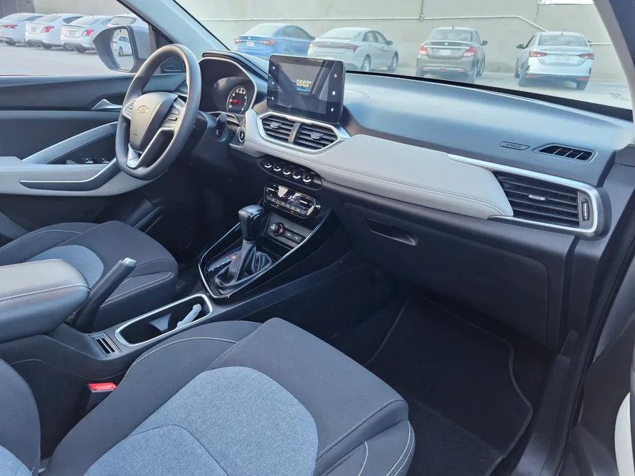 2023 Chevrolet Captiva LT 