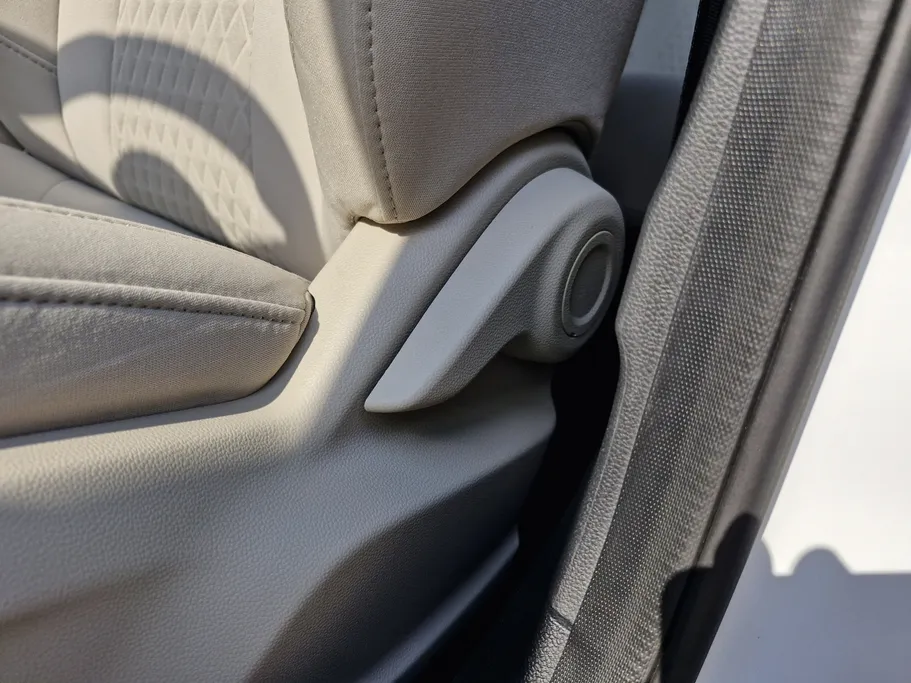 ام جي 5 STD 2024 