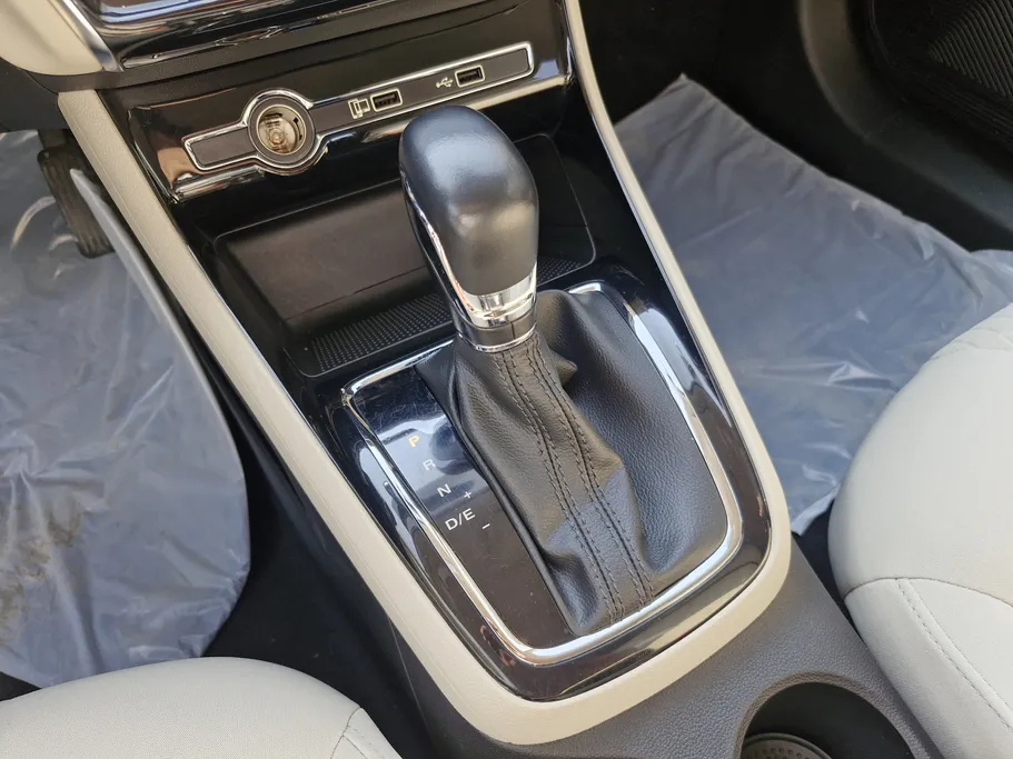 ام جي 5 STD 2024 