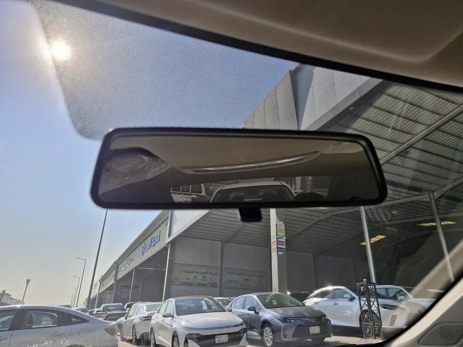 ام جي 5 STD 2024 