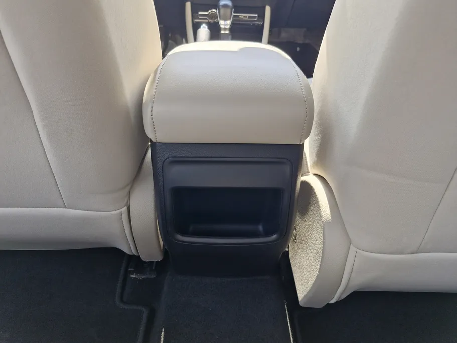 ام جي 5 STD 2024 