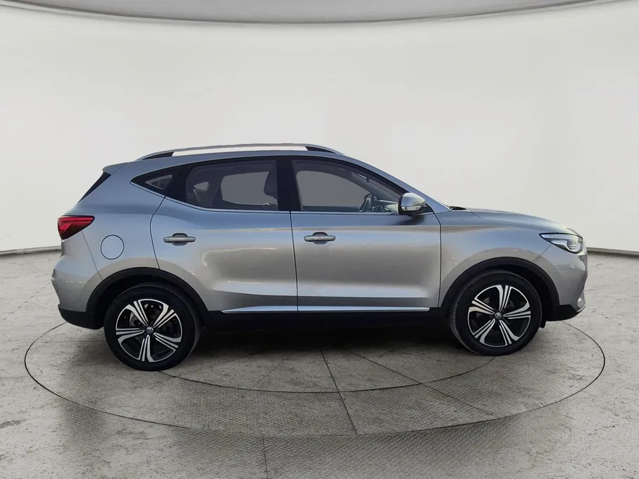 ام جي ZS LUX 2022 