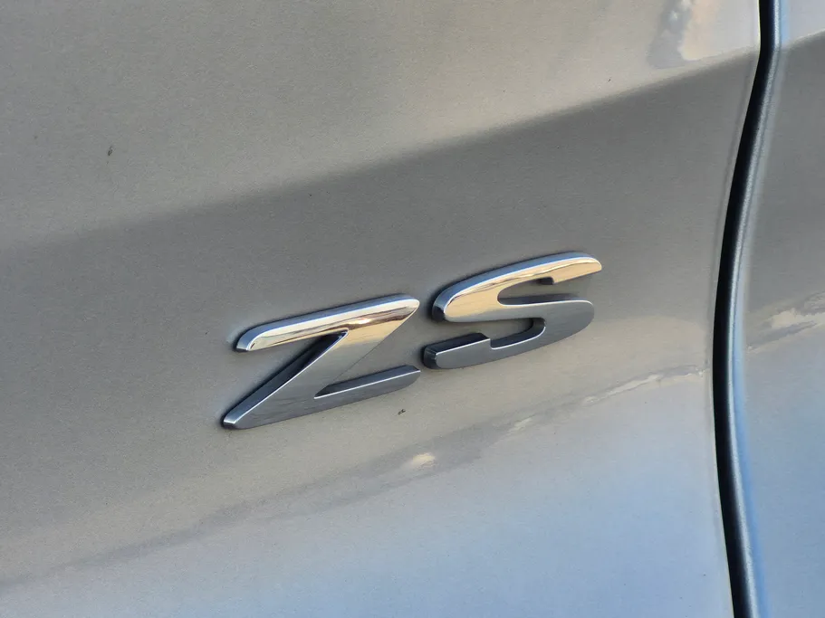 ام جي ZS LUX 2022 