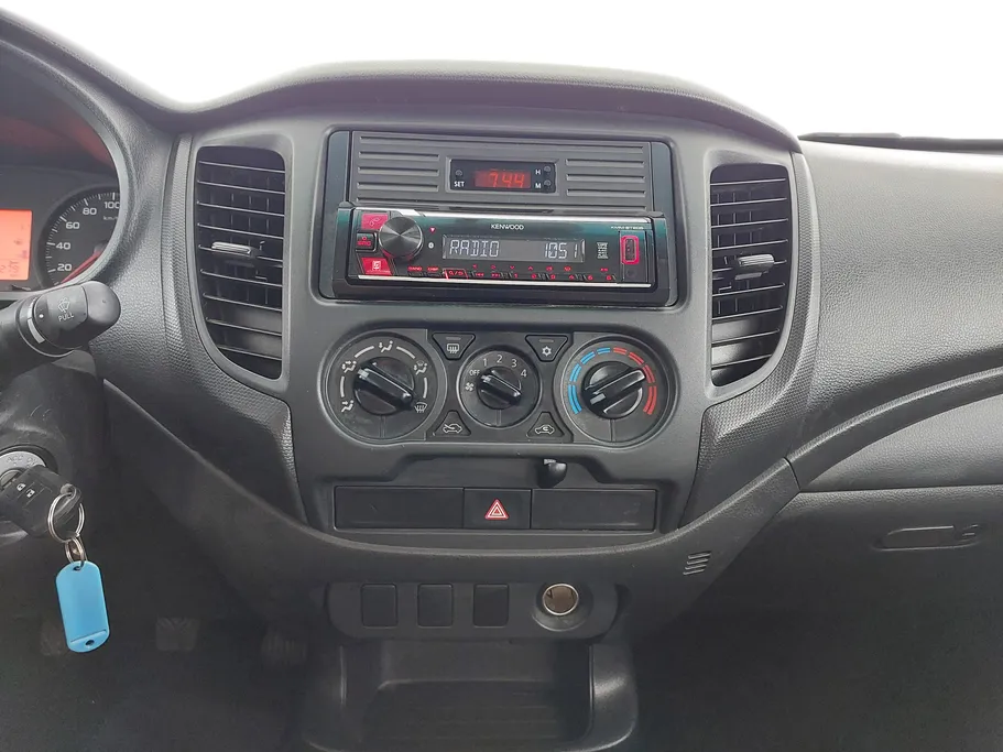 2022 Mitsubishi L200 DC 4x2 