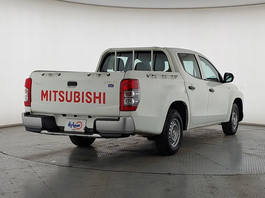 2022 Mitsubishi L200 DC 4x2 