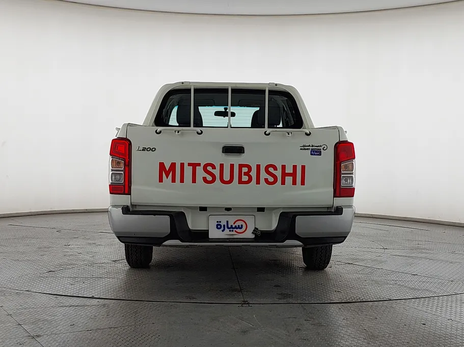 2022 Mitsubishi L200 DC 4x2 