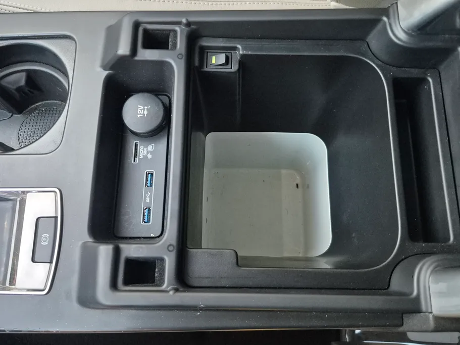 2019 Range Rover Discovery  