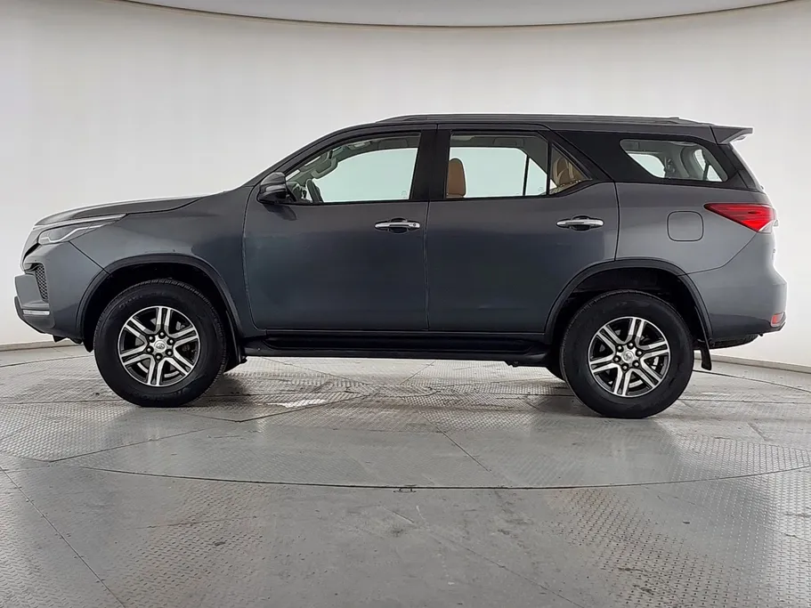 2021 Toyota Fortuner GX 