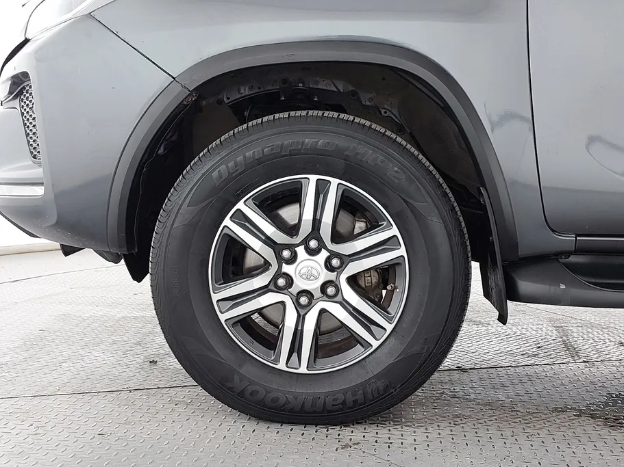 2021 Toyota Fortuner GX 