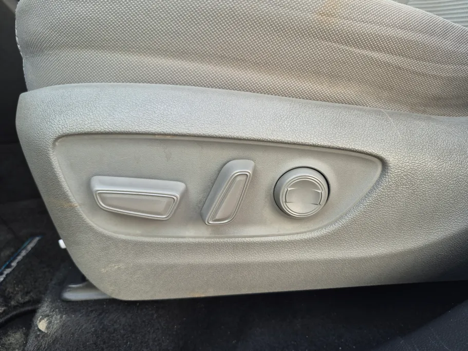 تويوتا هايلاندر LE 2021 