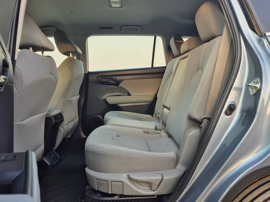 تويوتا هايلاندر LE 2021 